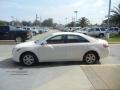 Super White - Camry LE Photo No. 5