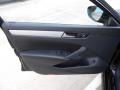 Black - Passat 2.5L SE Photo No. 10