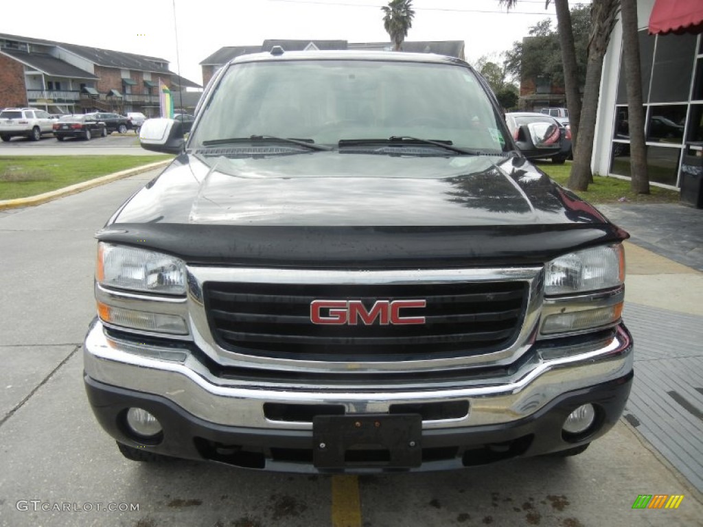 2004 Sierra 2500HD SLE Crew Cab 4x4 - Carbon Metallic / Dark Pewter photo #2