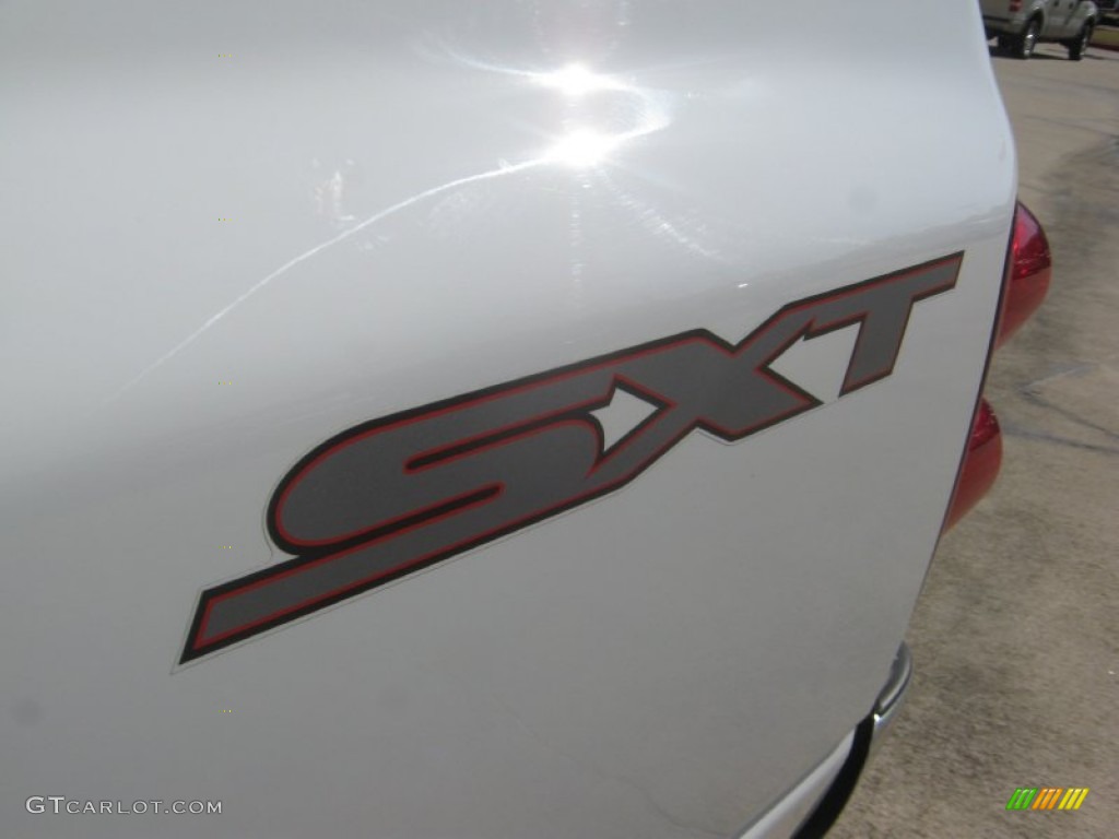 2008 Ram 1500 SXT Quad Cab - Bright White / Medium Slate Gray photo #24