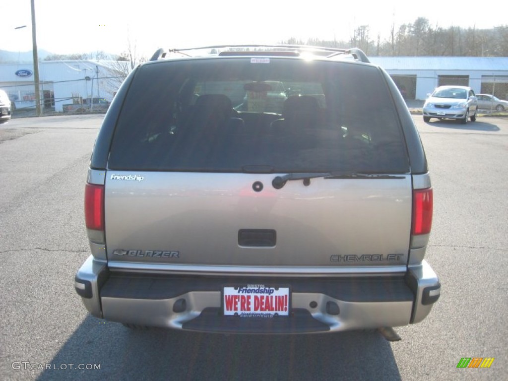 1998 Blazer LT 4x4 - Light Pewter Metallic / Graphite photo #7