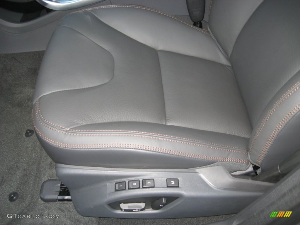 2012 Volvo XC60 T6 AWD Front Seat Photo #61265375