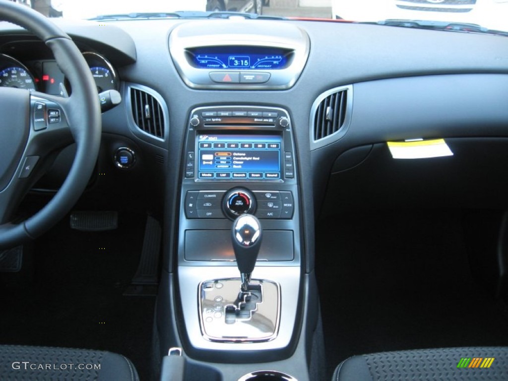 2012 Hyundai Genesis Coupe 2.0T Controls Photo #61265918