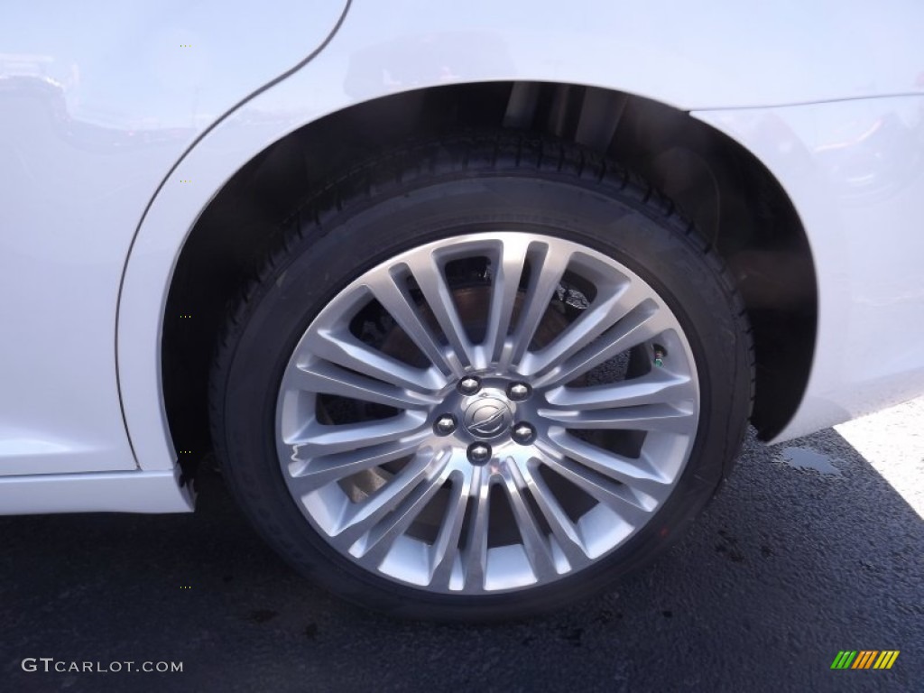 2012 Chrysler 300 C Wheel Photo #61268960