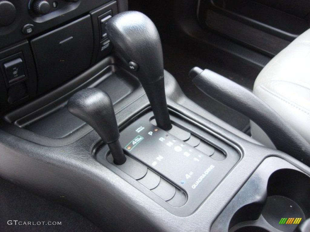 2002 Grand Cherokee Overland 4x4 - Bright Silver Metallic / Dark Slate Gray/Light Slate Gray photo #23