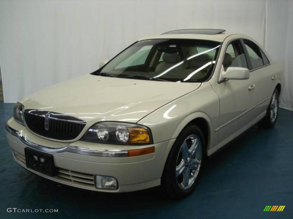 Ivory Parchment Pearl Tri-Coat Lincoln LS