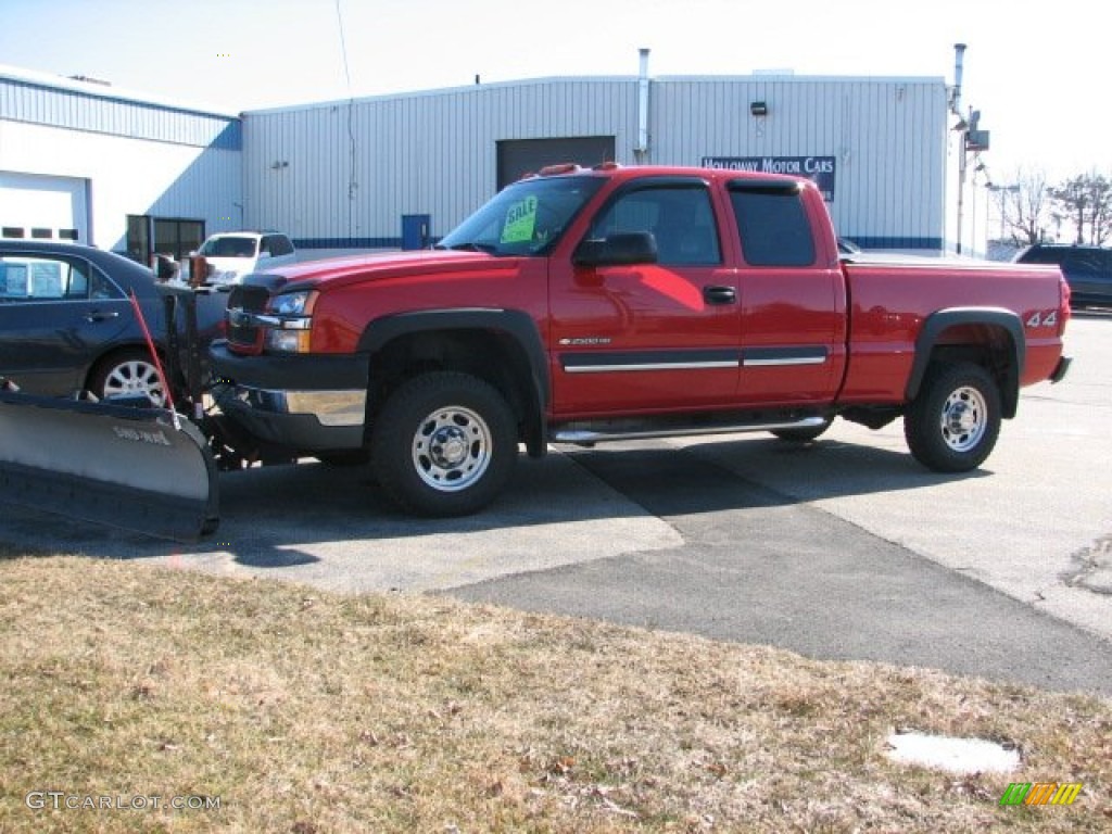 2003 Silverado 2500HD LS Extended Cab 4x4 - Victory Red / Dark Charcoal photo #1