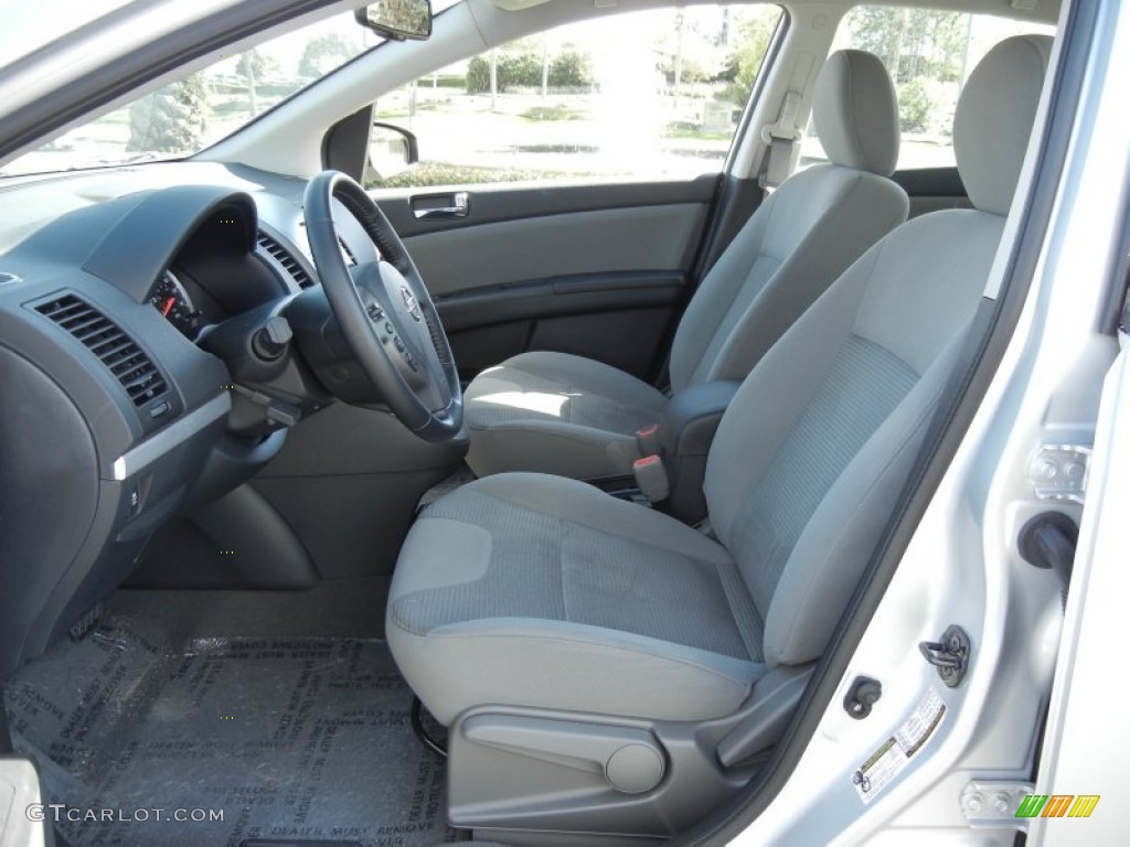 2012 Nissan Sentra 2.0 SR Special Edition Interior Color Photos