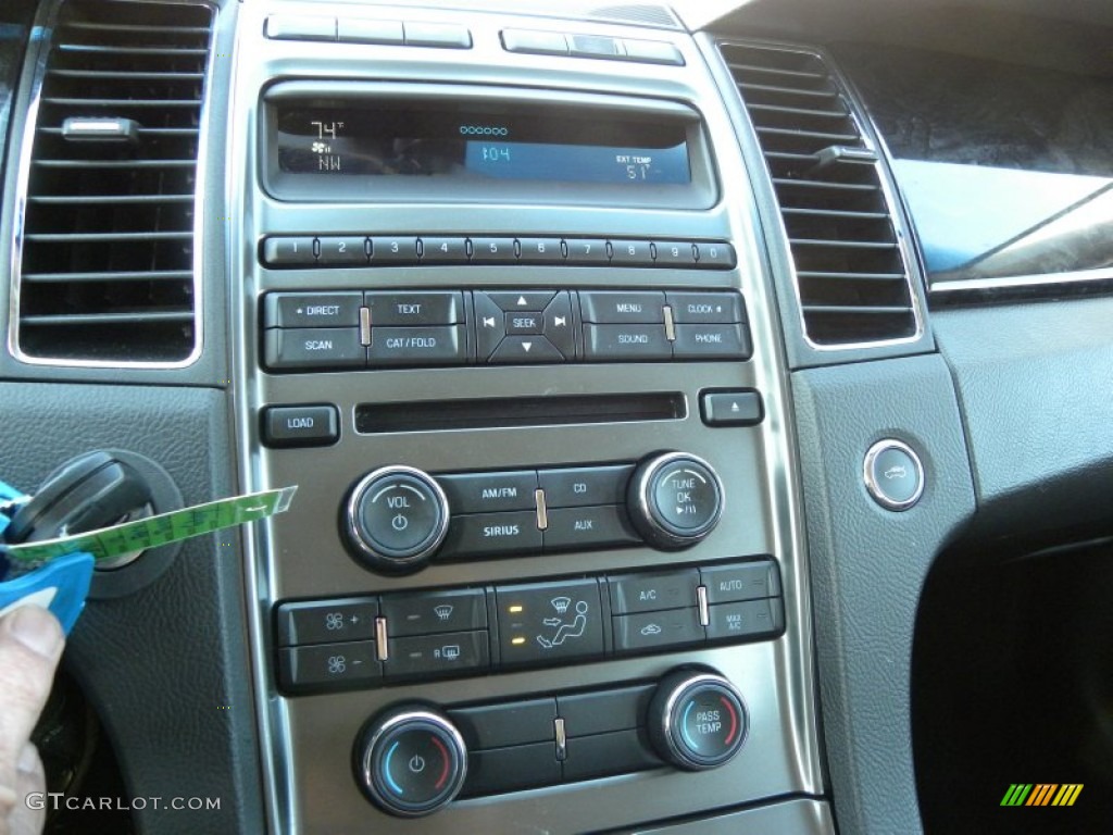 2012 Taurus Limited - Sterling Grey / Charcoal Black photo #20