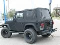 Black - Wrangler X 4x4 Photo No. 3