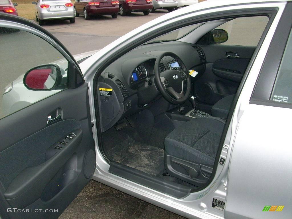 2009 Elantra Touring - Quicksilver / Black photo #3