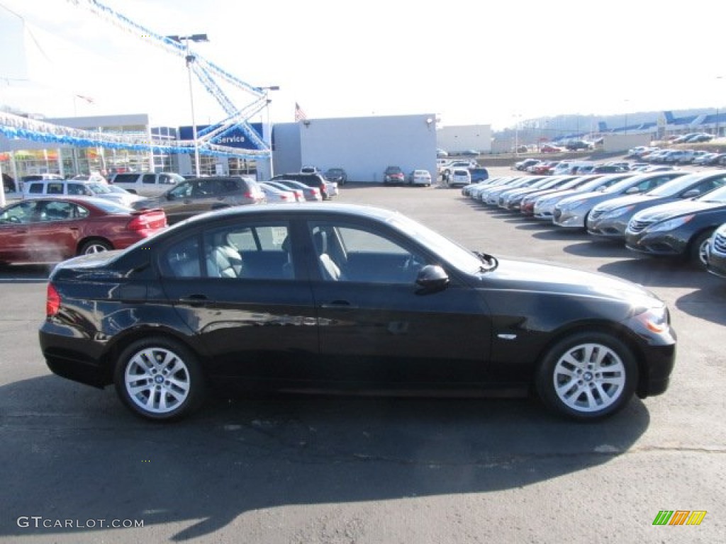 2006 3 Series 325i Sedan - Black Sapphire Metallic / Black photo #2