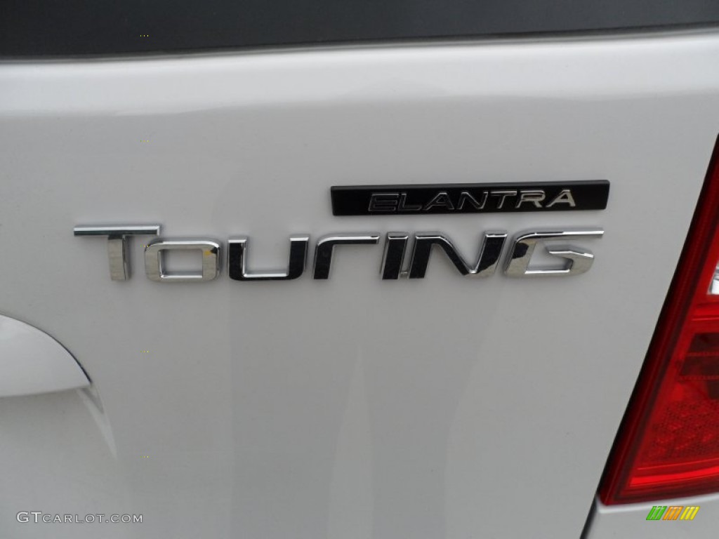 2012 Hyundai Elantra SE Touring Marks and Logos Photo #61283507