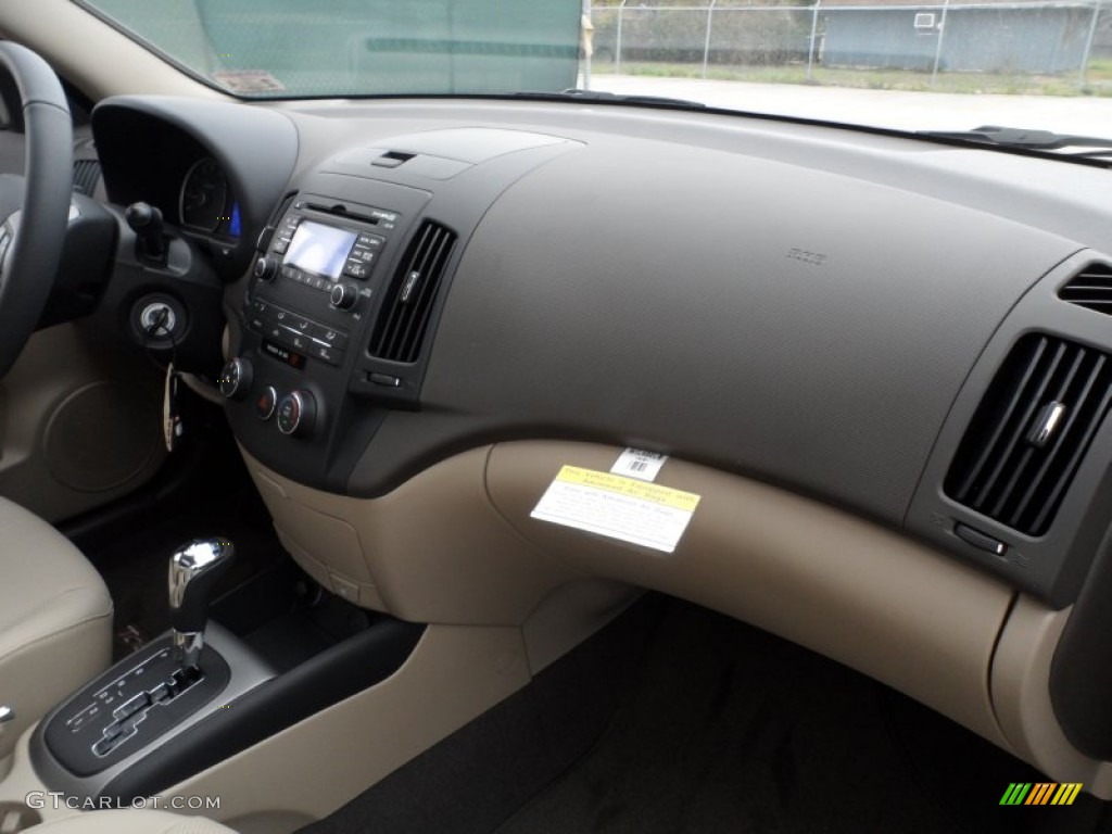 2012 Elantra SE Touring - Shimmering White / Beige photo #18