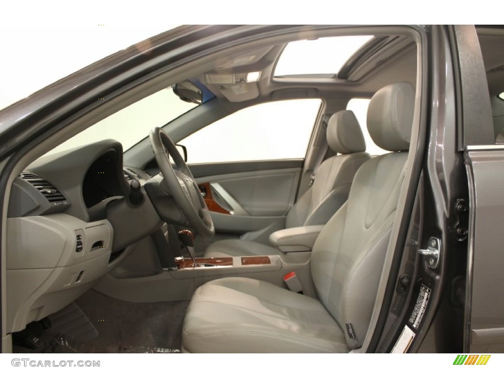 Ash Gray Interior 2010 Toyota Camry XLE V6 Photo #61285331