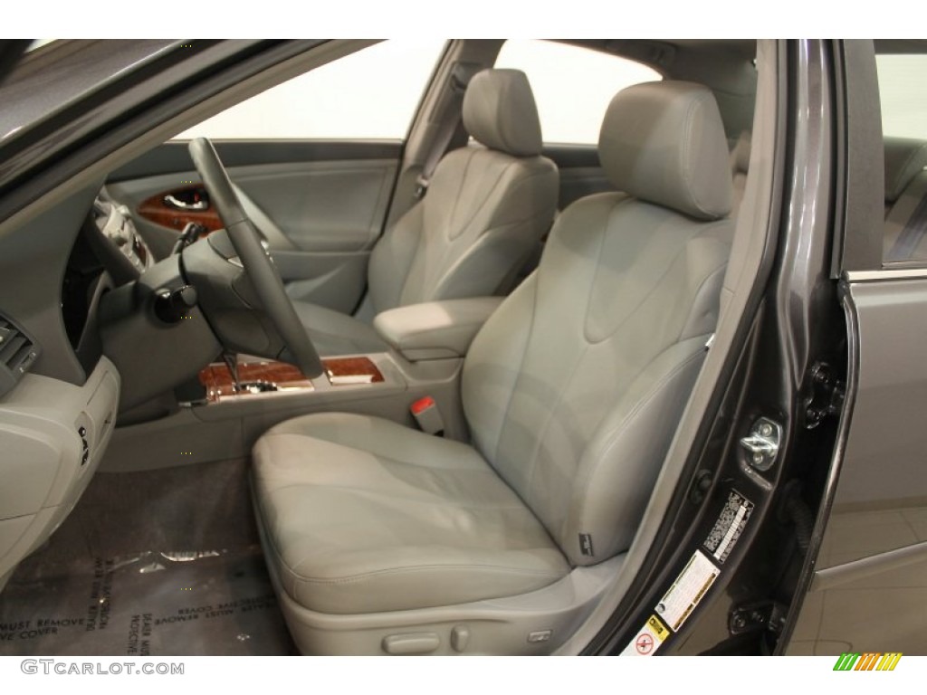Ash Gray Interior 2010 Toyota Camry XLE V6 Photo #61285337