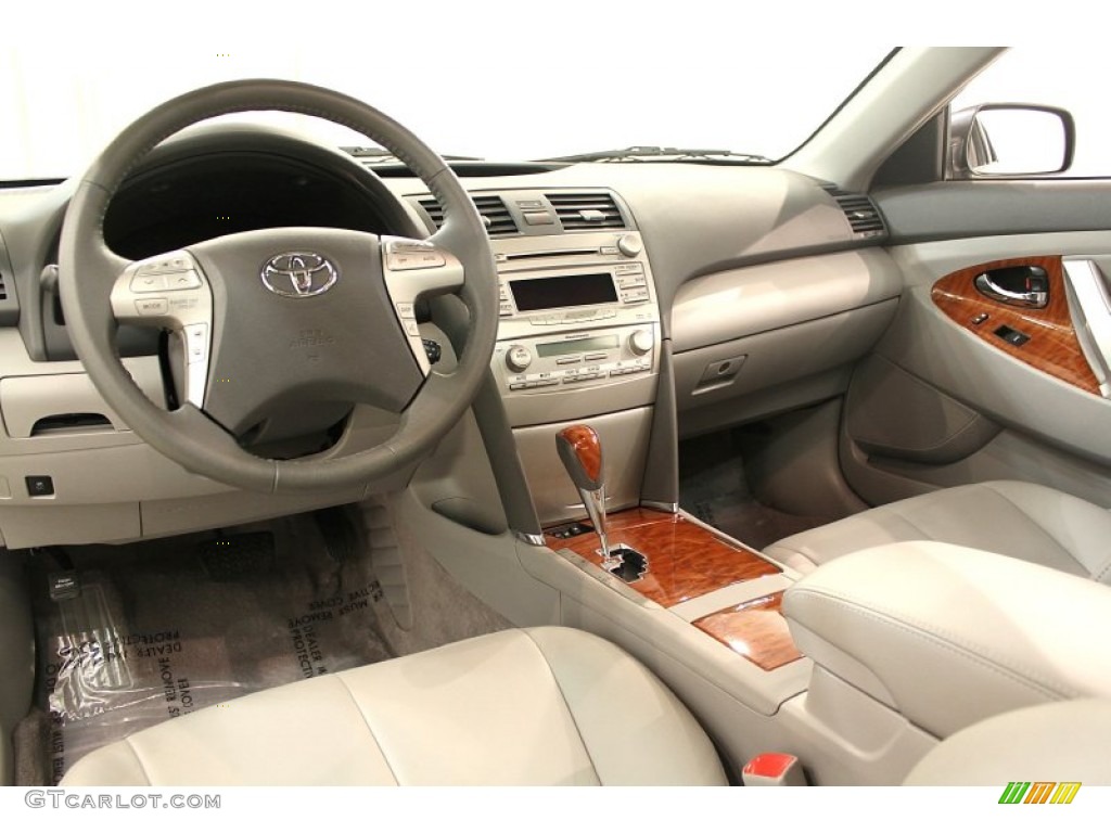 2010 Toyota Camry XLE V6 Ash Gray Dashboard Photo #61285343