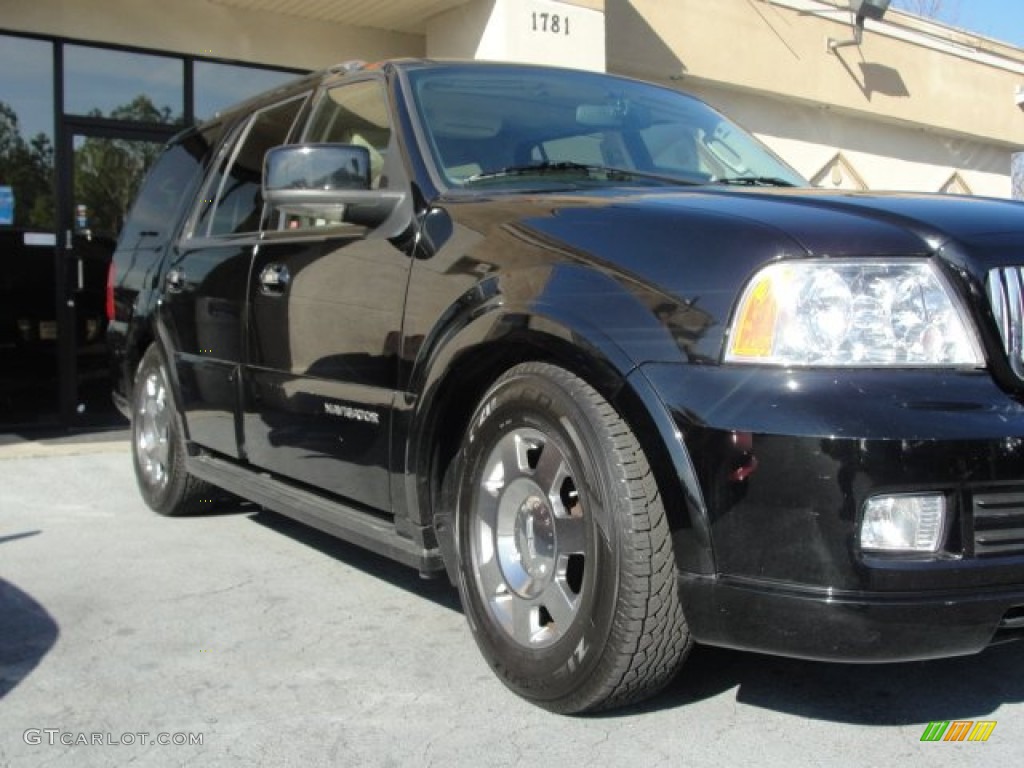 2005 Navigator Luxury - Black Clearcoat / Camel photo #7