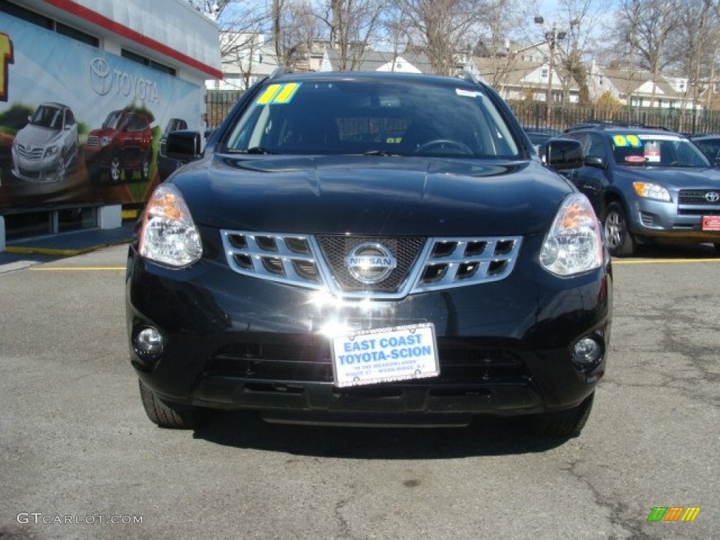 2011 Rogue SL AWD - Wicked Black / Black photo #2