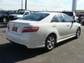Super White - Camry SE Photo No. 4
