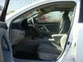 Super White - Camry SE Photo No. 7