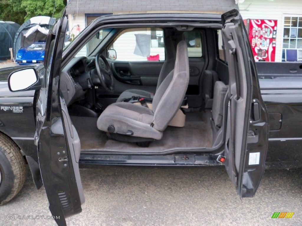 2000 Ranger XL SuperCab - Black / Medium Graphite photo #9