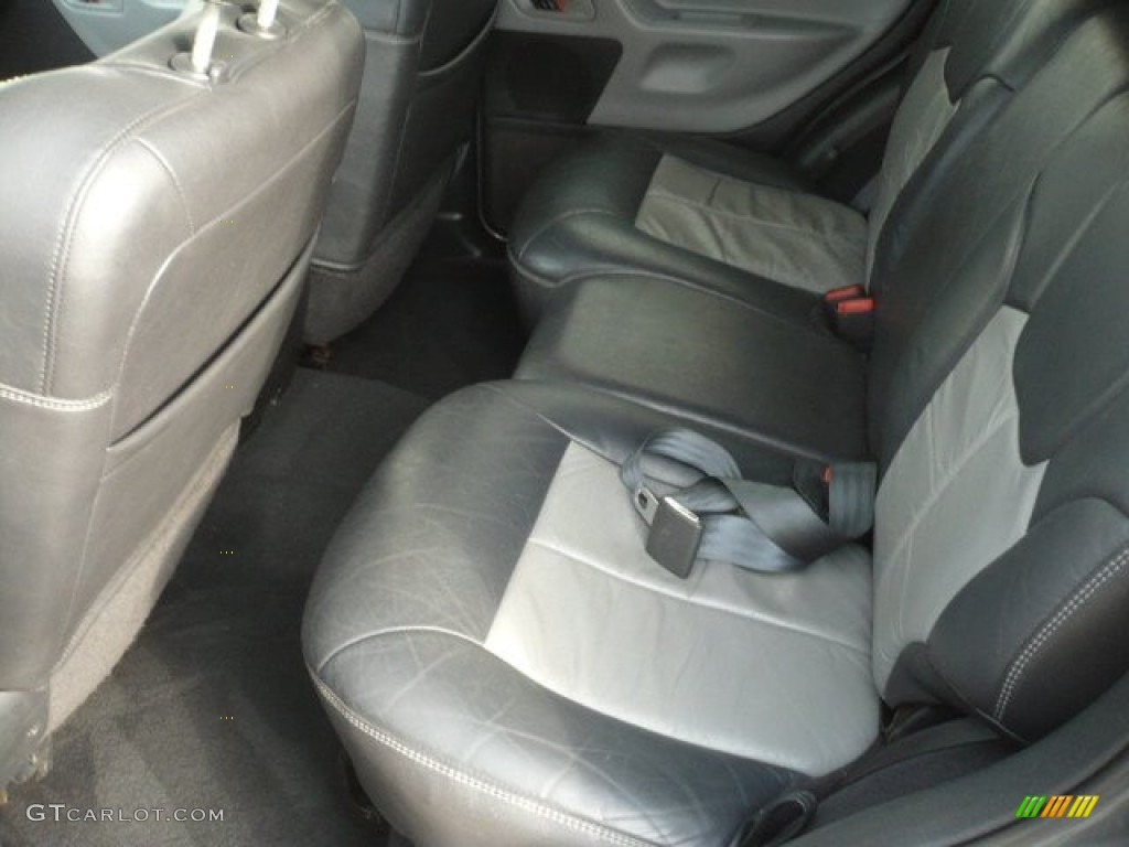 2004 Grand Cherokee Overland 4x4 - Graphite Metallic / Dark Slate Gray photo #19
