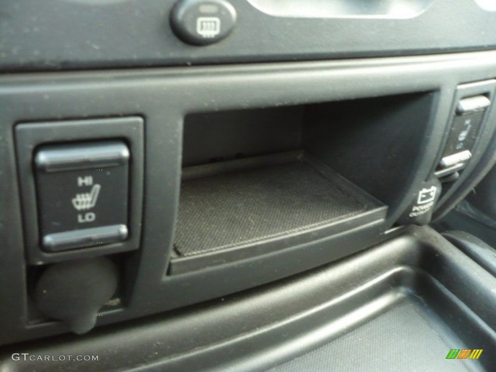 2004 Grand Cherokee Overland 4x4 - Graphite Metallic / Dark Slate Gray photo #24