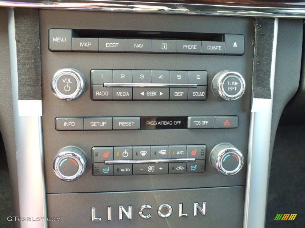 2012 Lincoln MKS FWD Controls Photo #61293194