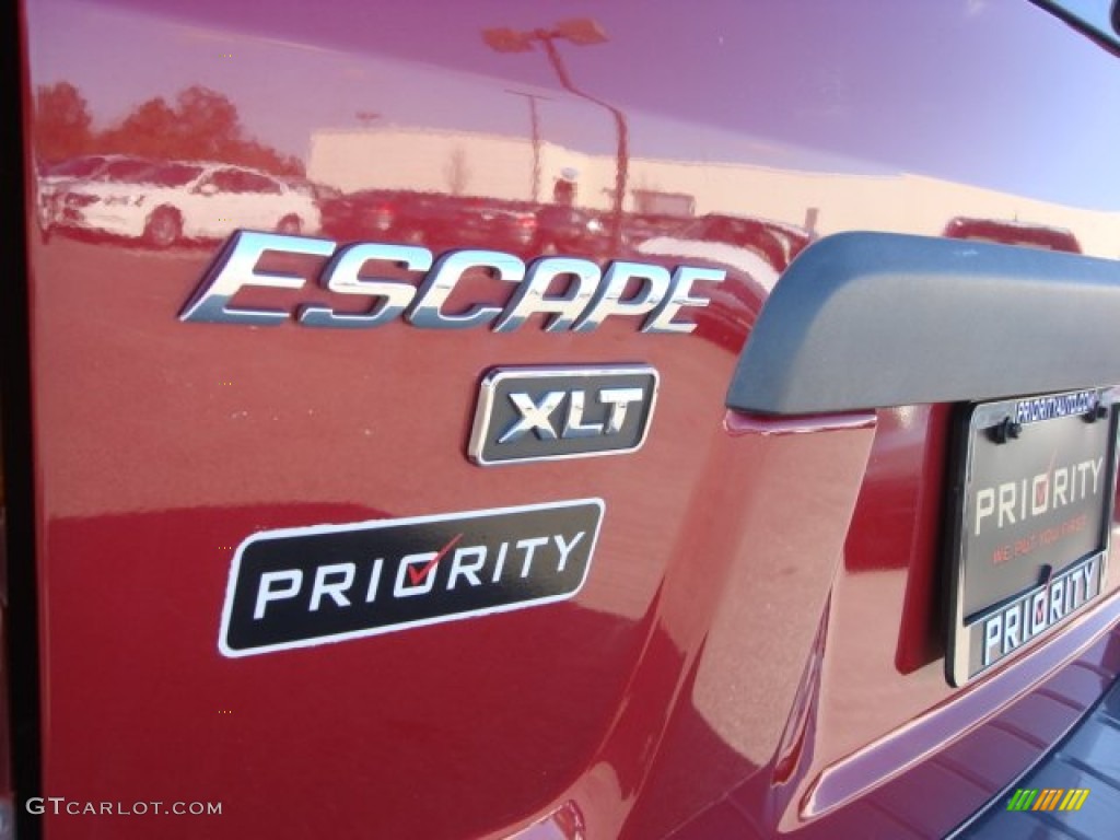 2005 Escape XLT V6 - Redfire Metallic / Medium/Dark Flint Grey photo #28