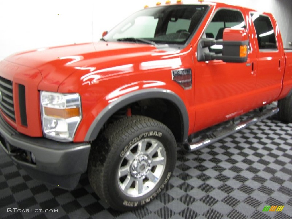 2008 F350 Super Duty FX4 Crew Cab 4x4 - Bright Red / Black photo #2