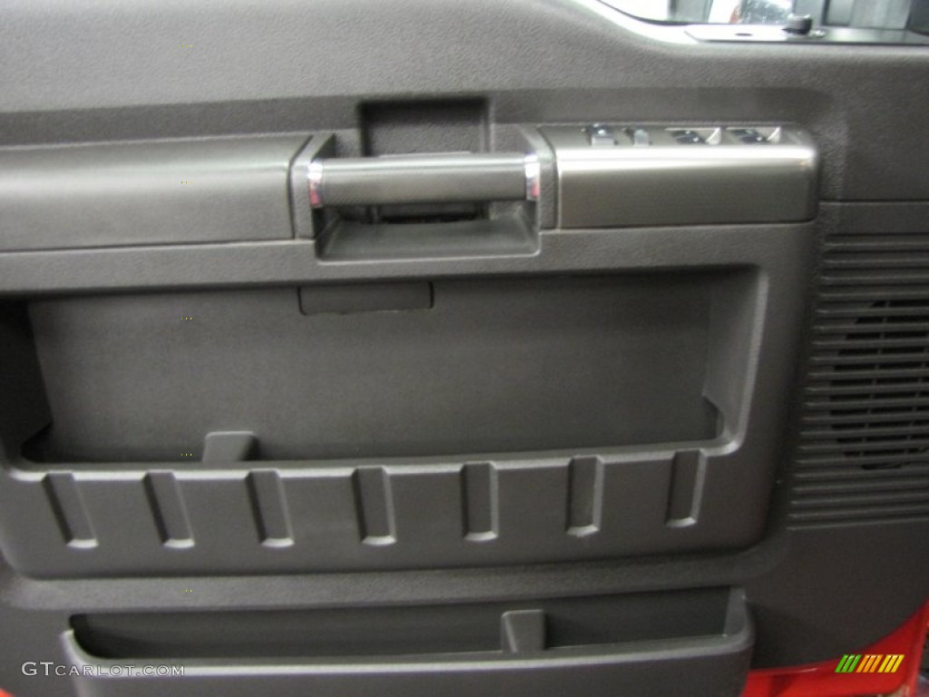 2008 F350 Super Duty FX4 Crew Cab 4x4 - Bright Red / Black photo #22