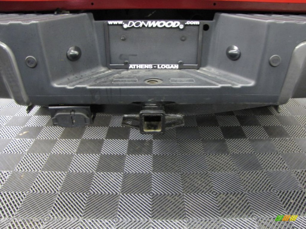 2008 F350 Super Duty FX4 Crew Cab 4x4 - Bright Red / Black photo #32