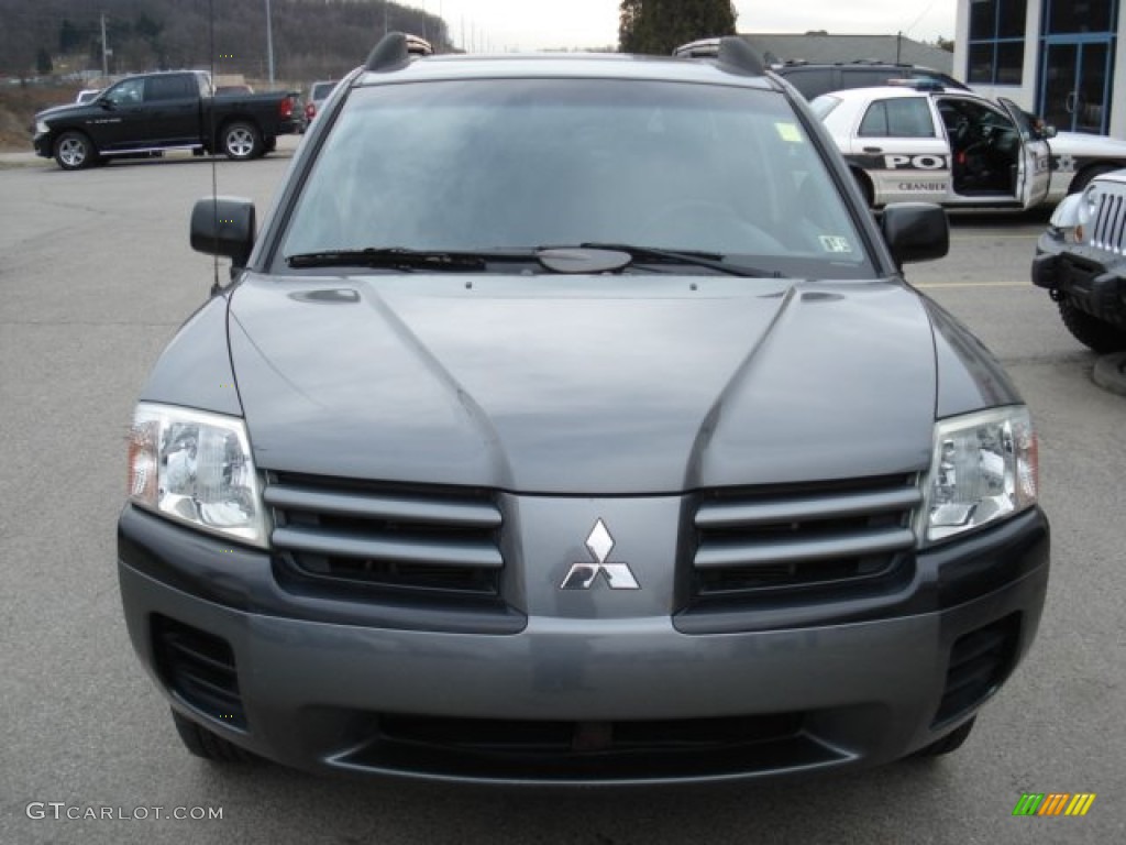 2004 Endeavor LS - Titanium Gray Pearl / Charcoal Gray photo #3