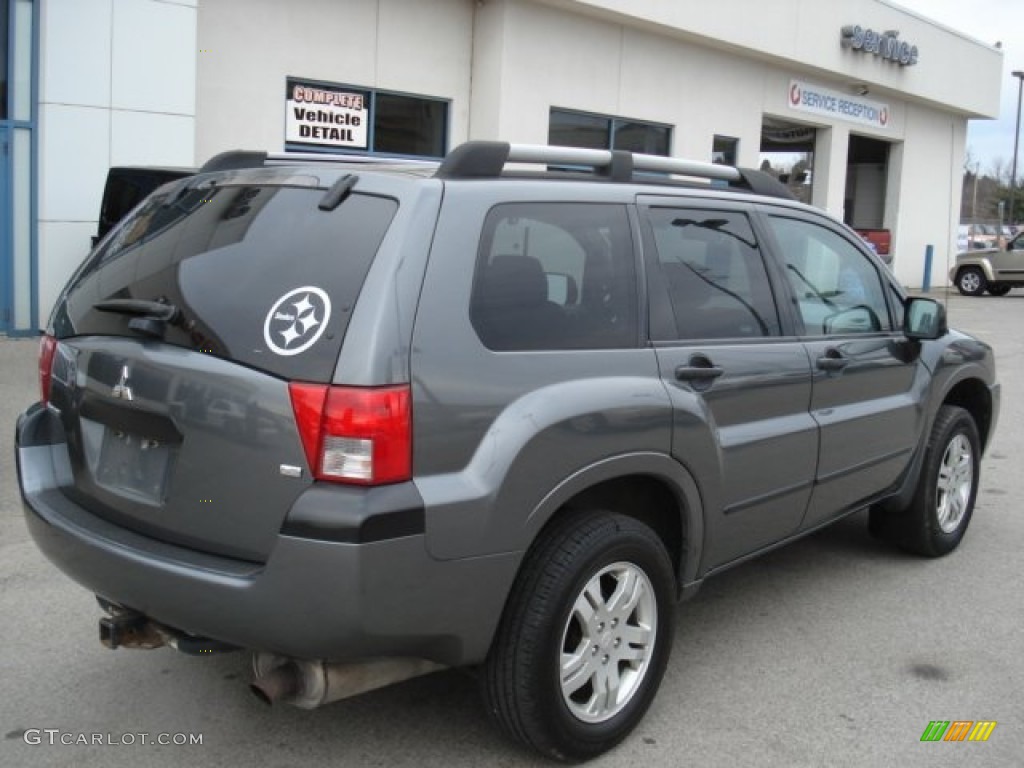 2004 Endeavor LS - Titanium Gray Pearl / Charcoal Gray photo #8