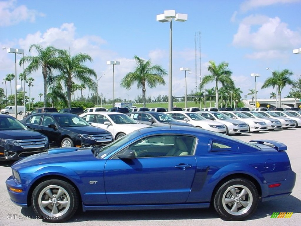 2006 Mustang GT Premium Coupe - Vista Blue Metallic / Light Parchment photo #11