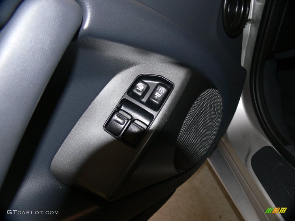 2009 Eclipse GS Coupe - Quicksilver Pearl / Dark Charcoal photo #17