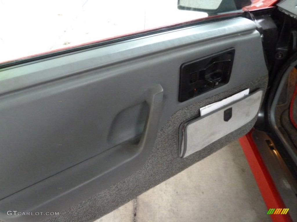 1986 Fiero GT - Red / Gray photo #10