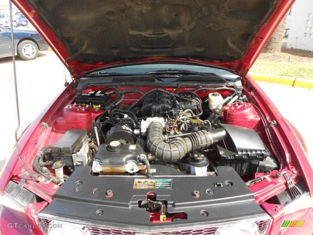 2005 Ford Mustang V6 Deluxe Coupe 4.0 Liter SOHC 12-Valve V6 Engine Photo #61309391