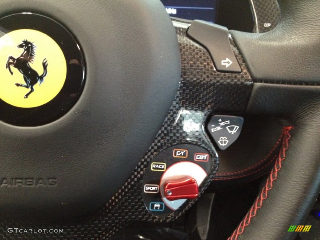 2011 Ferrari 458 Italia Controls Photo #61310069