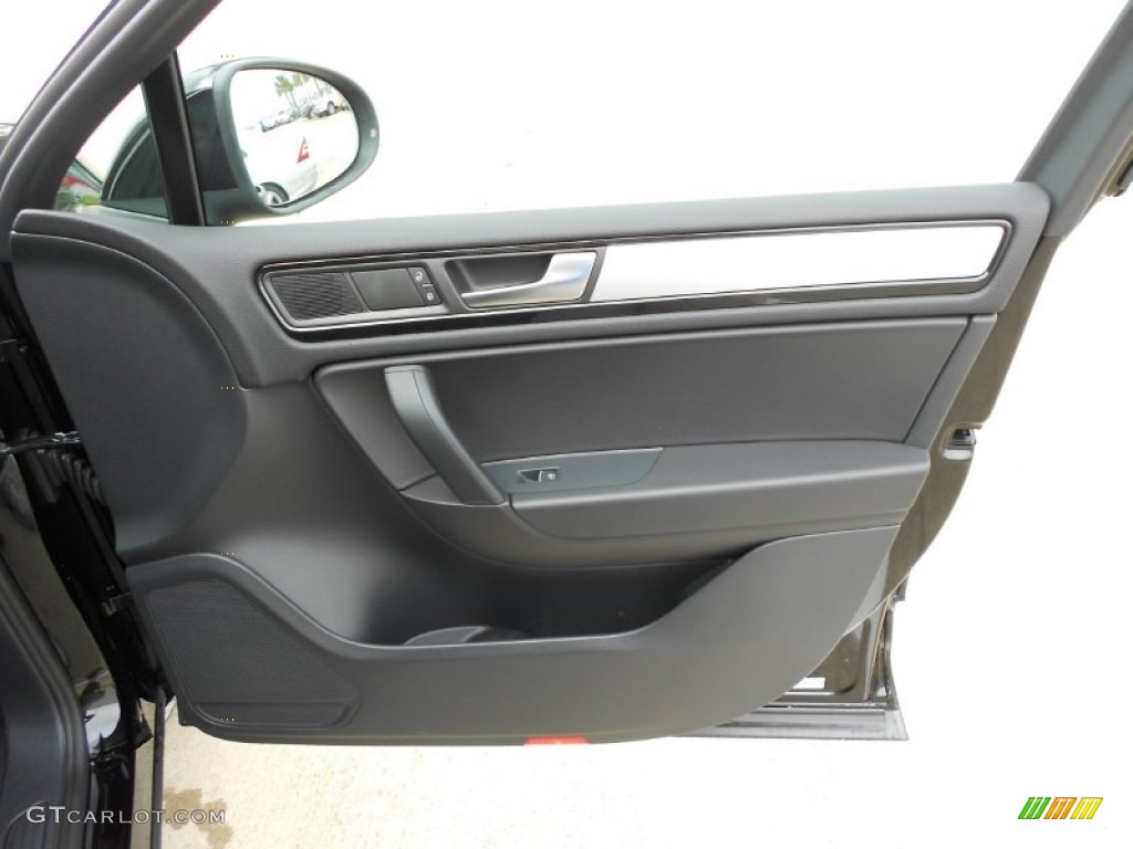 2012 Volkswagen Touareg VR6 FSI Sport 4XMotion Black Anthracite Door Panel Photo #61310427