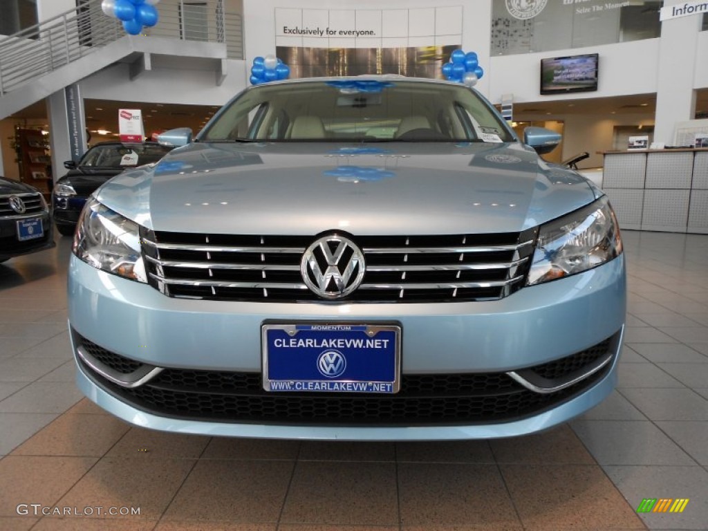 2012 Passat 2.5L SEL - Glacier Blue Metallic / Cornsilk Beige photo #2