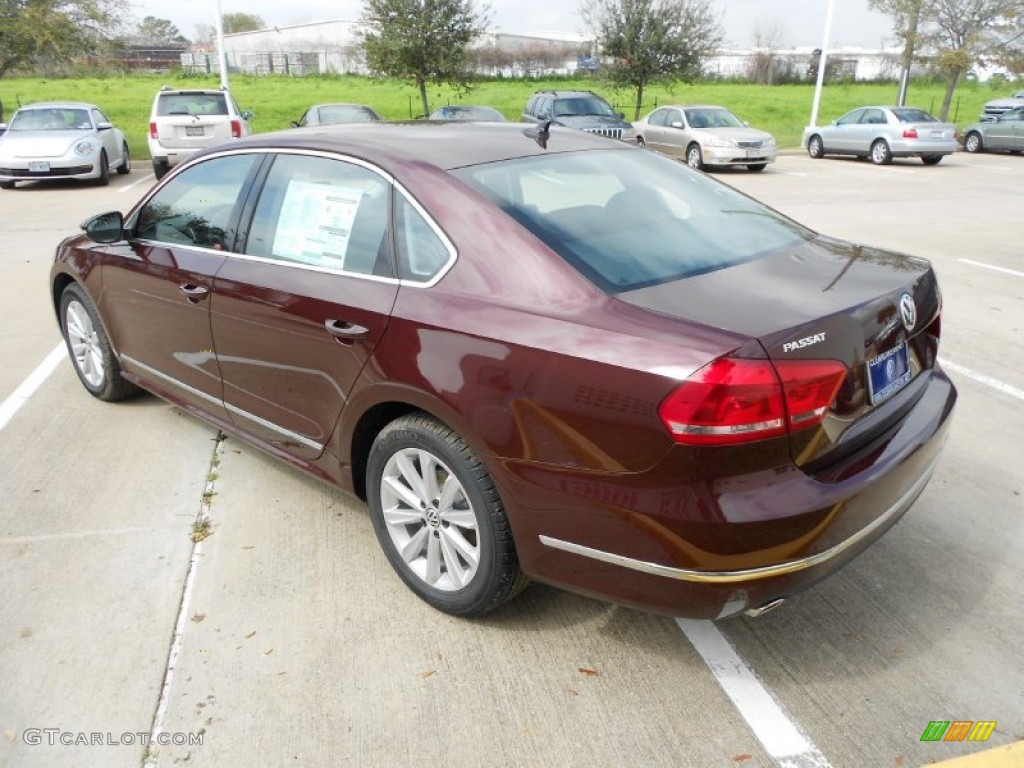 2012 Passat 2.5L SEL - Opera Red Metallic / Titan Black photo #5