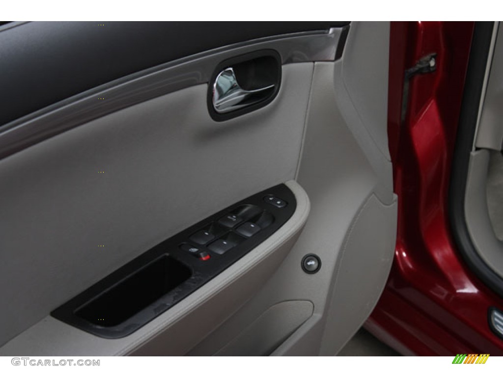 2007 Aura XE - Berry Red / Gray photo #17