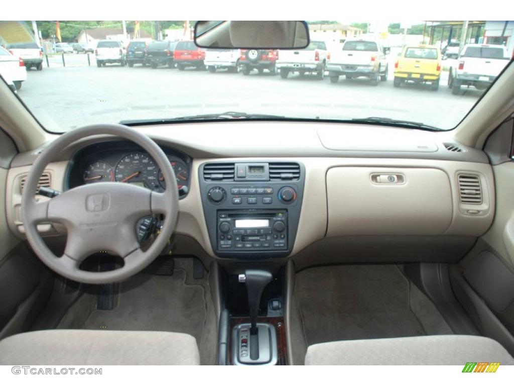 2002 Accord SE Sedan - Firepepper Red Pearl / Quartz Gray photo #14