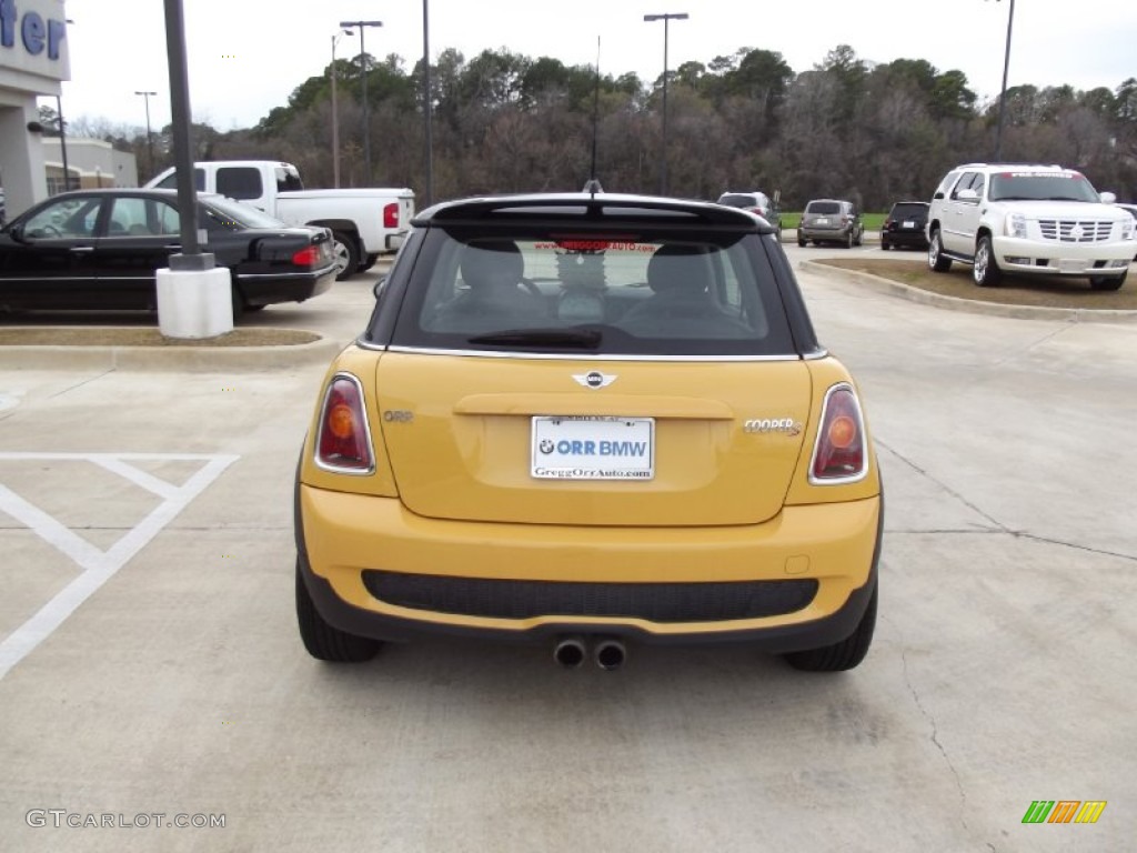 2007 Cooper S Hardtop - Mellow Yellow / Grey/Carbon Black photo #8