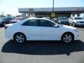 Super White - Camry SE Photo No. 2