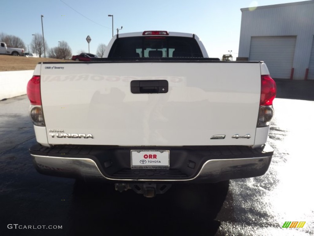 2009 Tundra SR5 Double Cab 4x4 - Super White / Graphite Gray photo #6