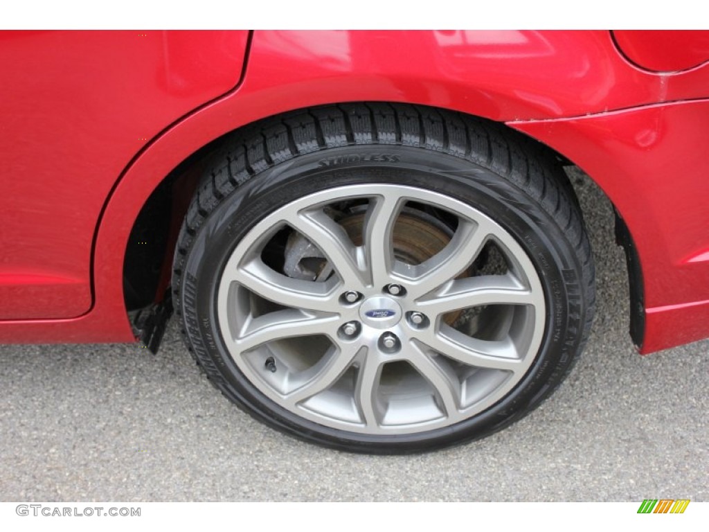 2010 Fusion SE - Red Candy Metallic / Charcoal Black photo #12