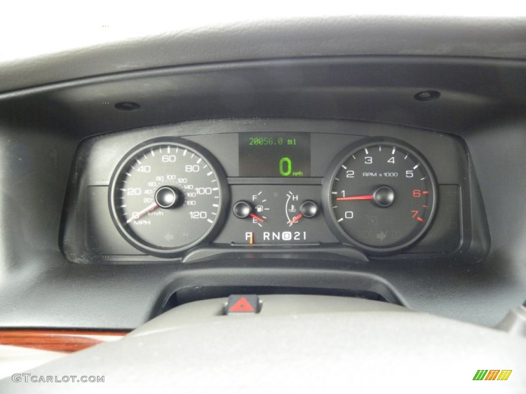 2011 Ford Crown Victoria LX Gauges Photo #61325458